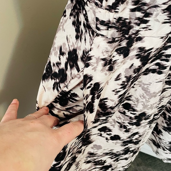 Simply Vera Wang Dress - Picture 4 of 6